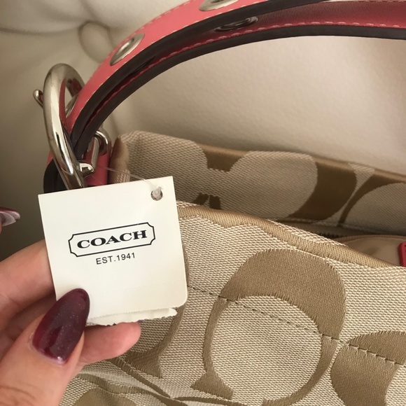 Coach Signature Handbag - Picture 8 of 11